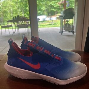 Nike Flex Runner Athletic Shoes